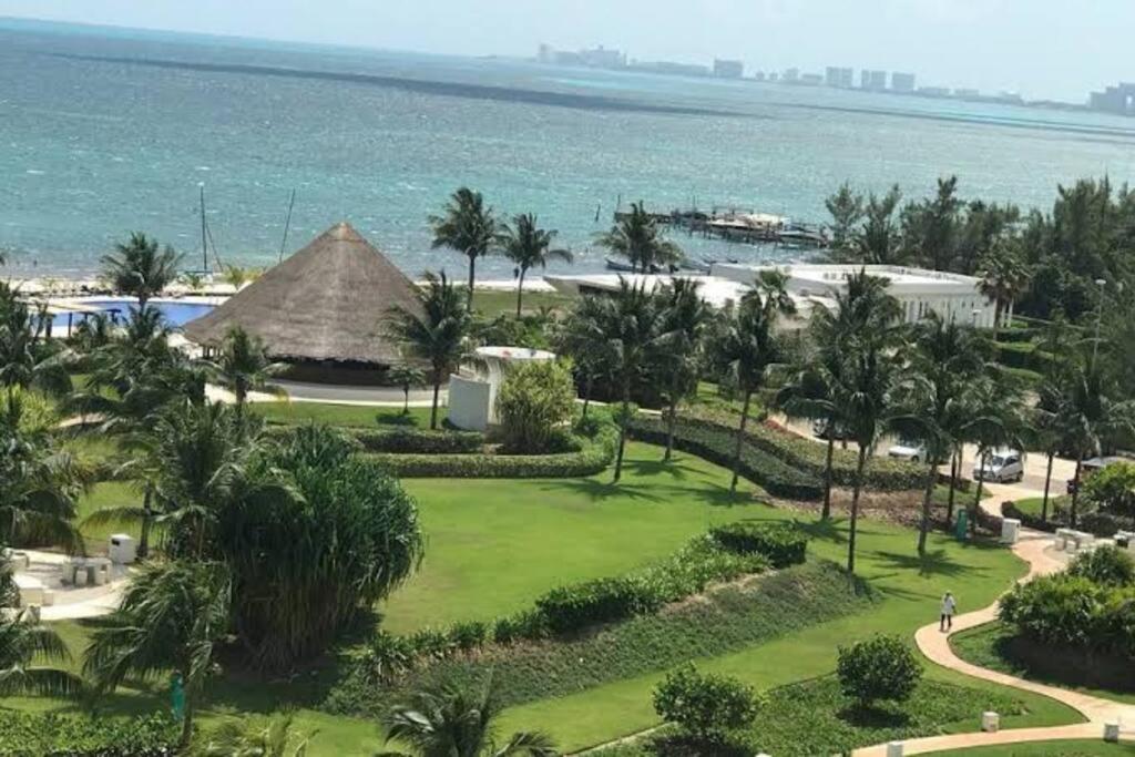 Hermoso Condo De 2 Habitaciones Frente Al Caribe Cancún Exterior foto